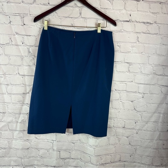 St. John Navy Pencil Skirt sz 14 classic luxury office minimalist - Picture 2 of 8